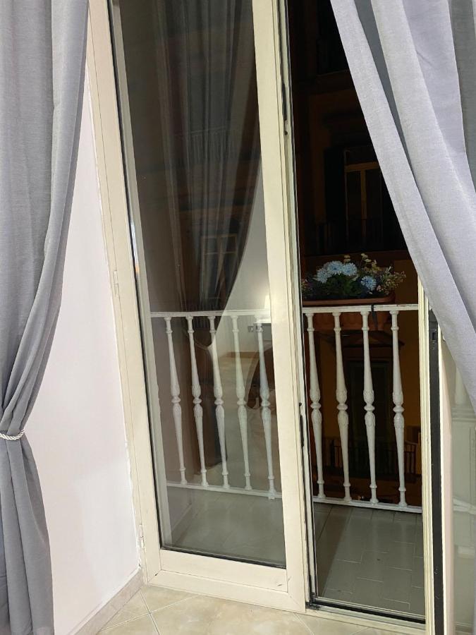 De Lollis Apartments Napoli Eksteriør billede